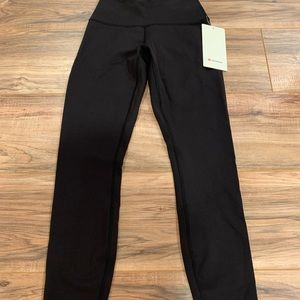 Wunder Train HR Tight
25" *Contour Fit Size 4